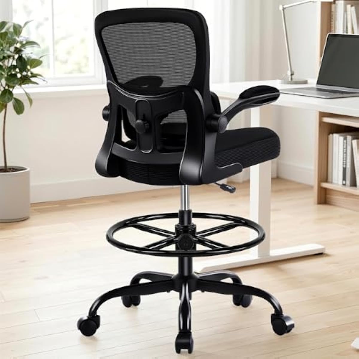 Chairs - เก้าอี้สำหรับงานเขียนแบบที่ออกแบบตามหลักสรีรศาสตร์ พร้อมพนักพิงตาข่าย 3 มิติ และเบาะนั่งโฟมความหนาแน่นสูง •