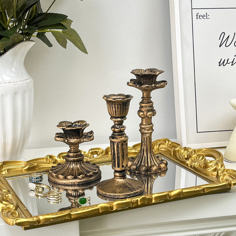 เชิงเทียนทองสัมฤทธิ์โบราณ รูปท - Tables บทวิจารณ์และราคา